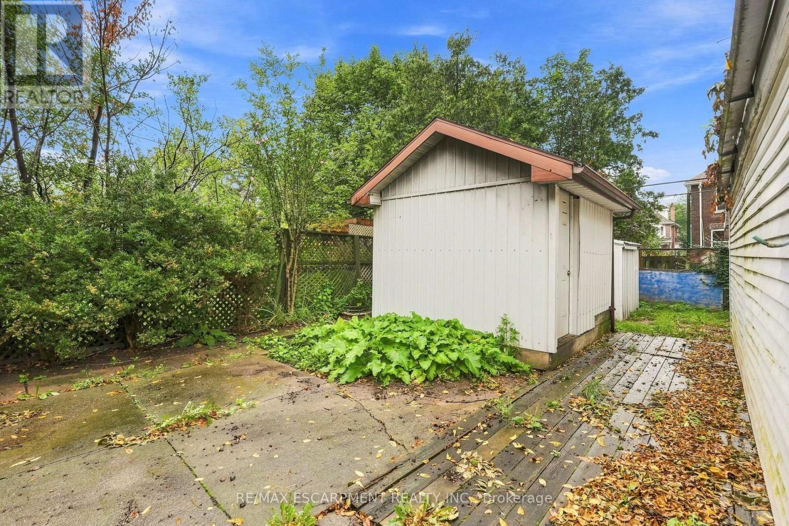 63 Melrose Avenue S Property Photo 48