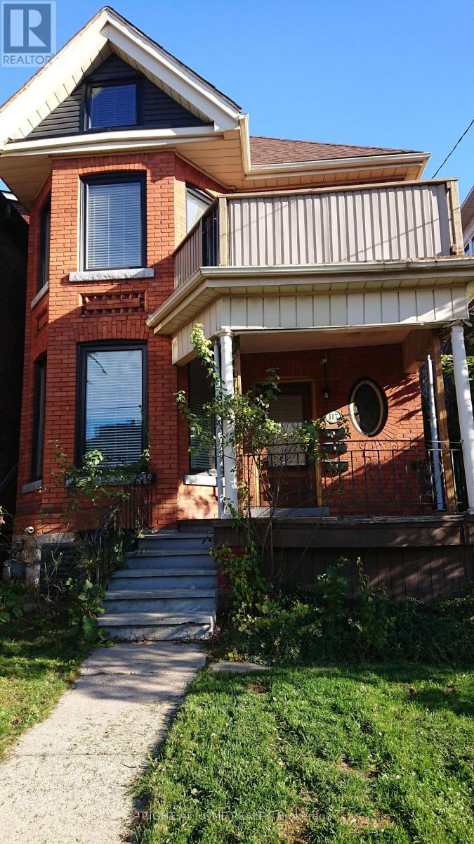 MAIN - 117 WELLINGTON STREET S