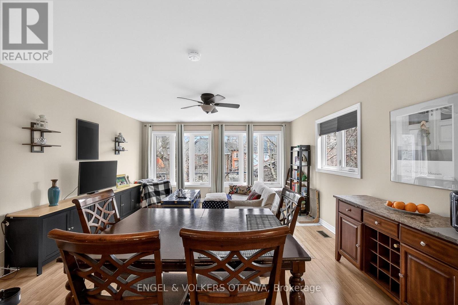 251 Arlington Avenue Property Photo 4