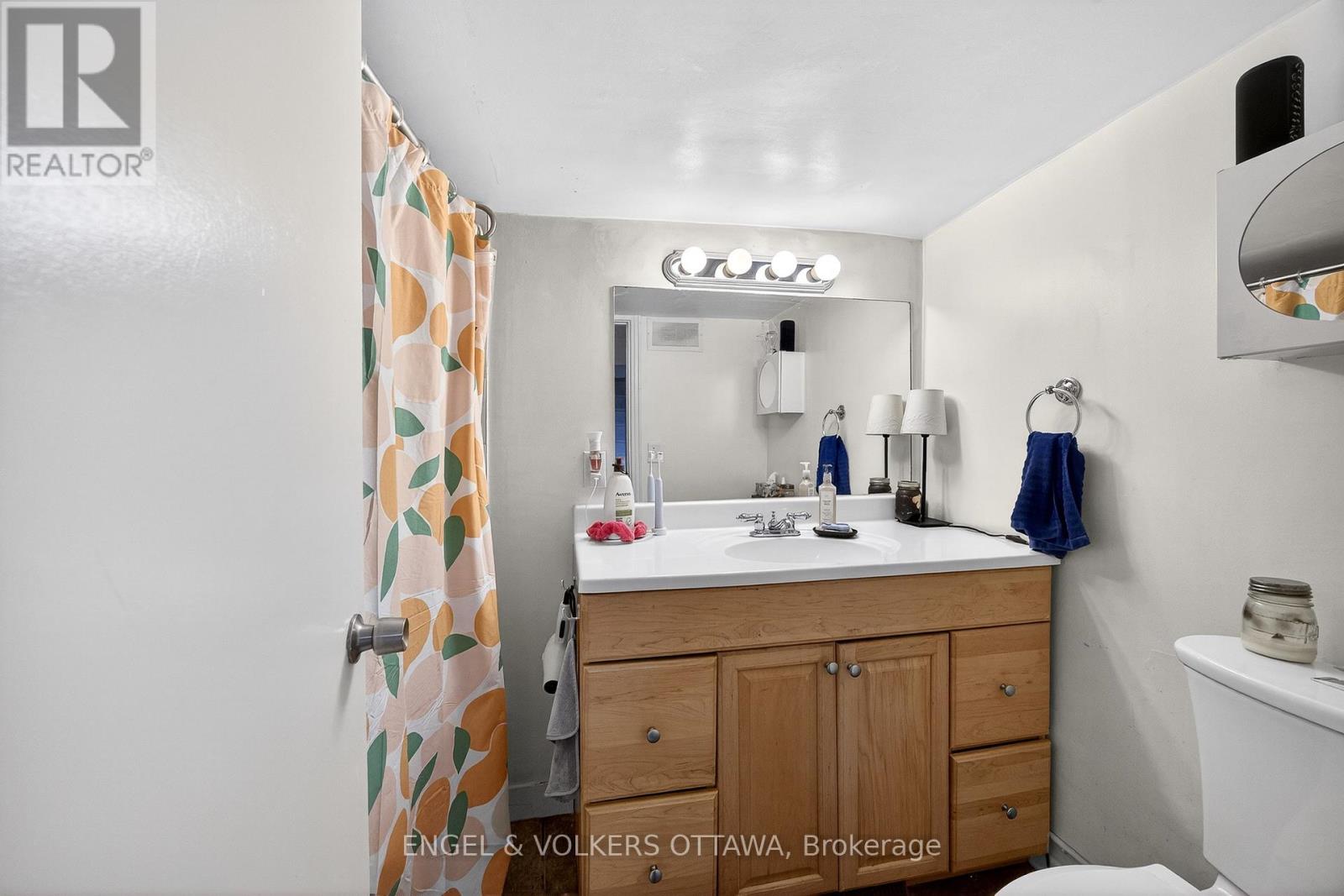 251 Arlington Avenue Property Photo 29