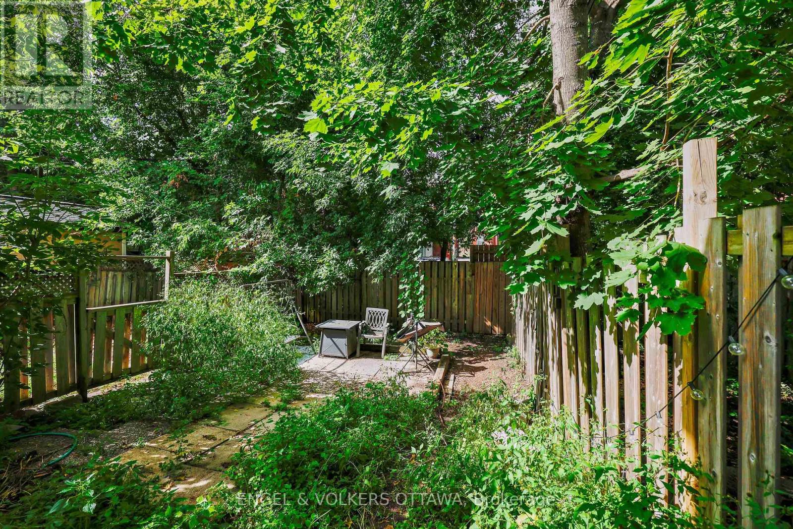 251 Arlington Avenue Property Photo 32