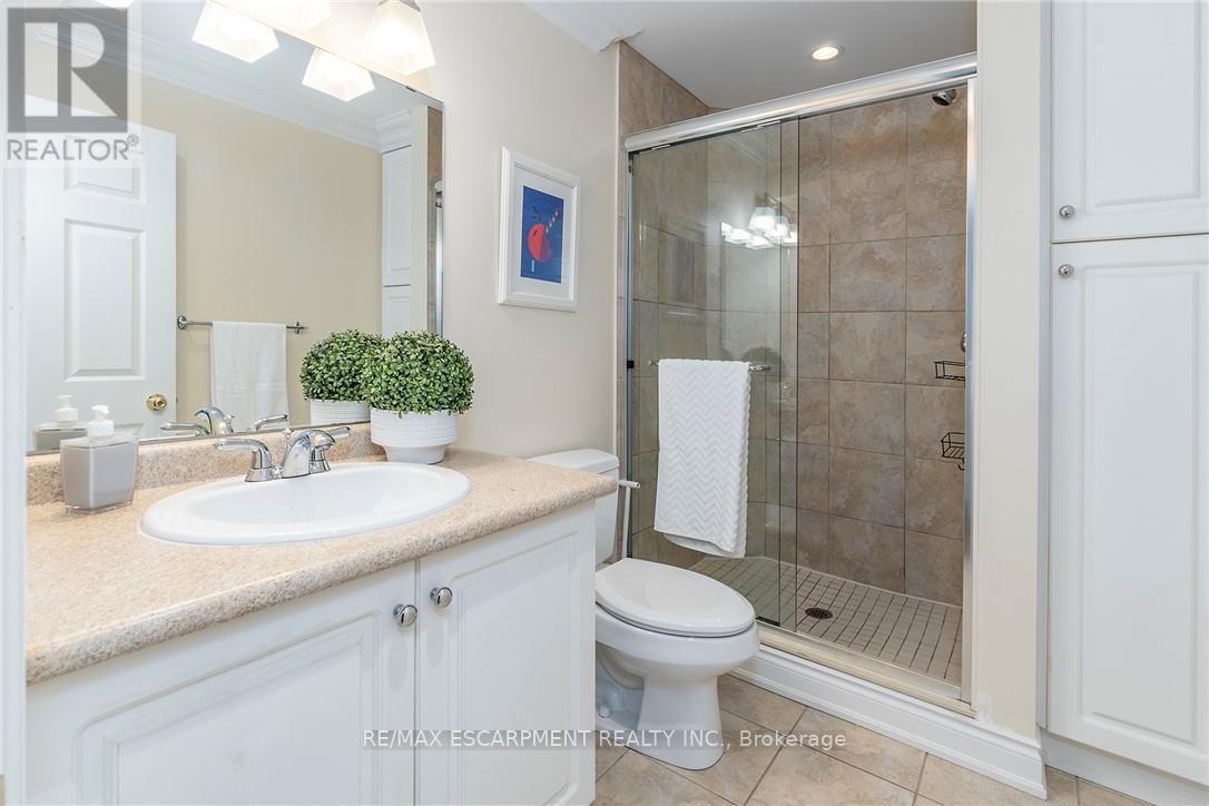 151 Moore Crescent Property Photo 30