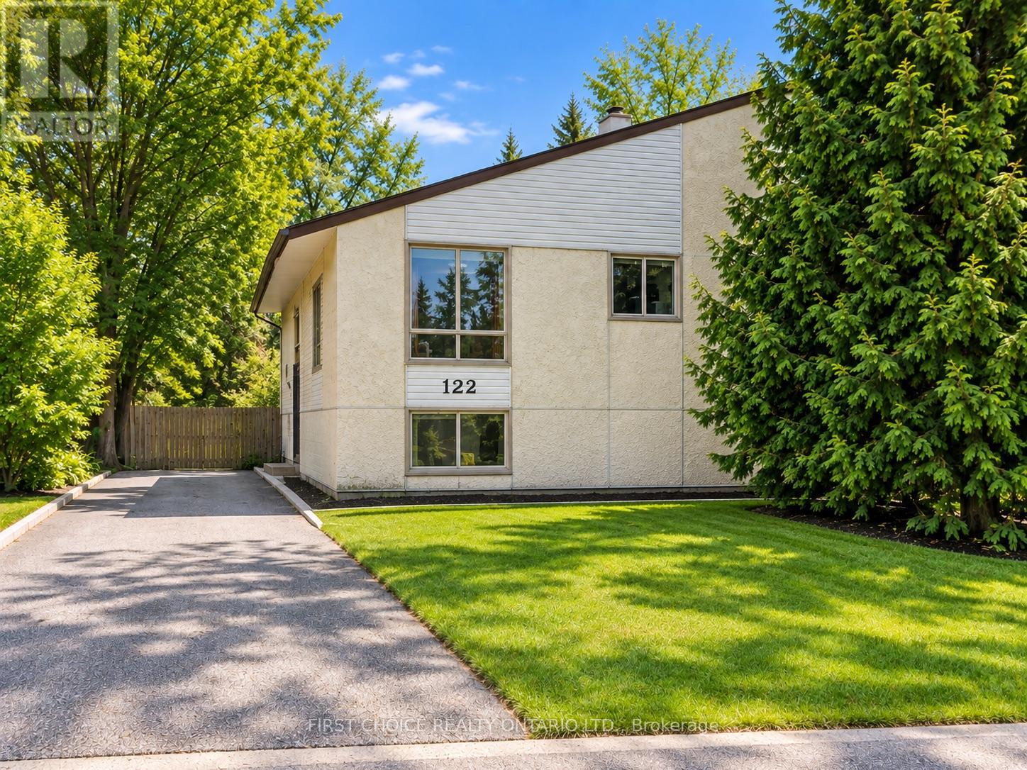 122 Rothesay Drive Property Photo 1