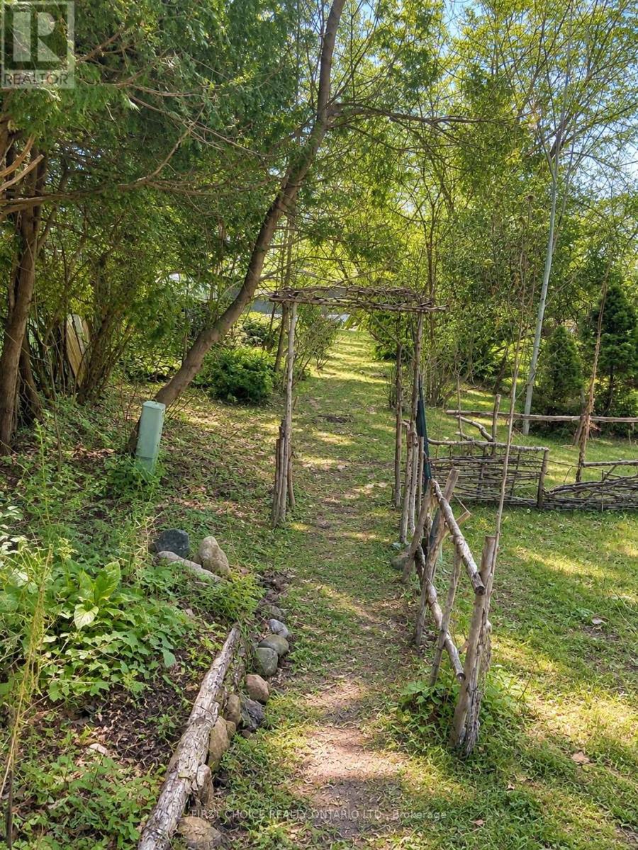 122 Rothesay Drive Property Photo 8