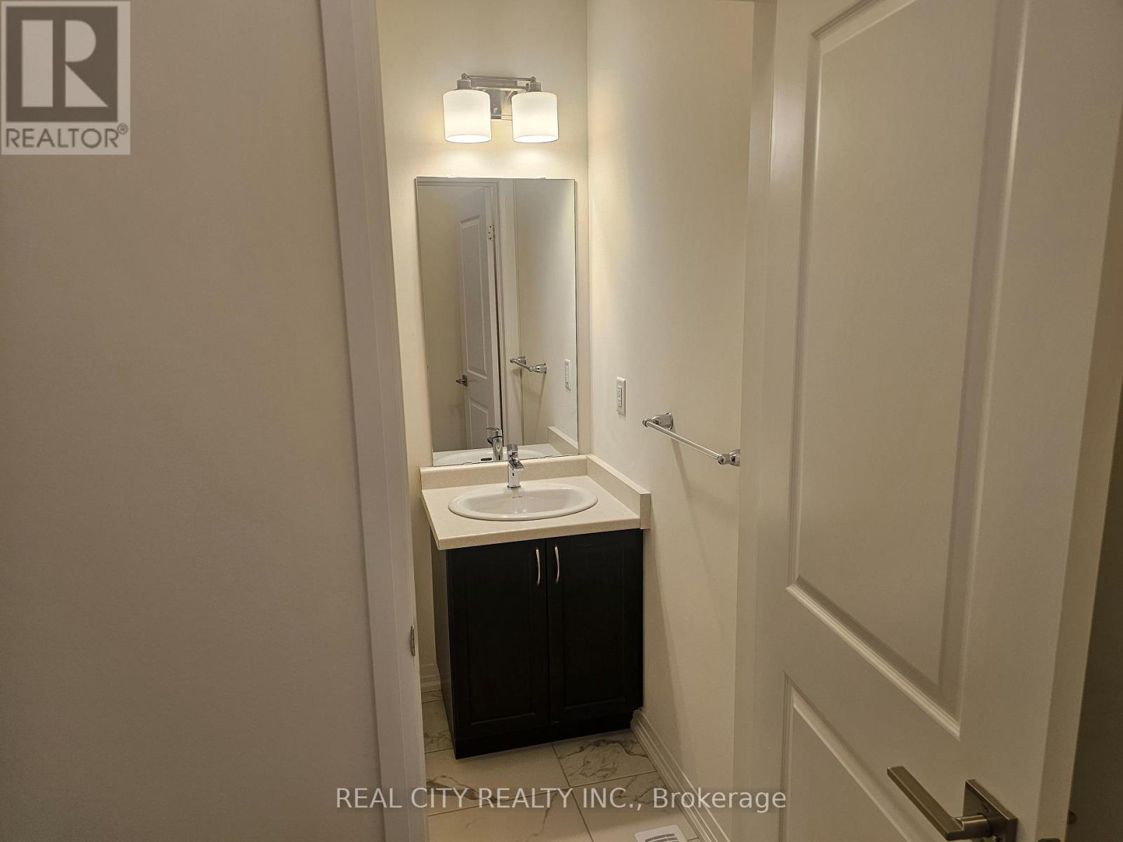 48 Mckernan Avenue Property Photo 6