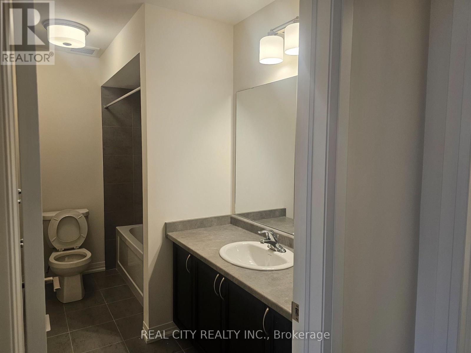 48 Mckernan Avenue Property Photo 24