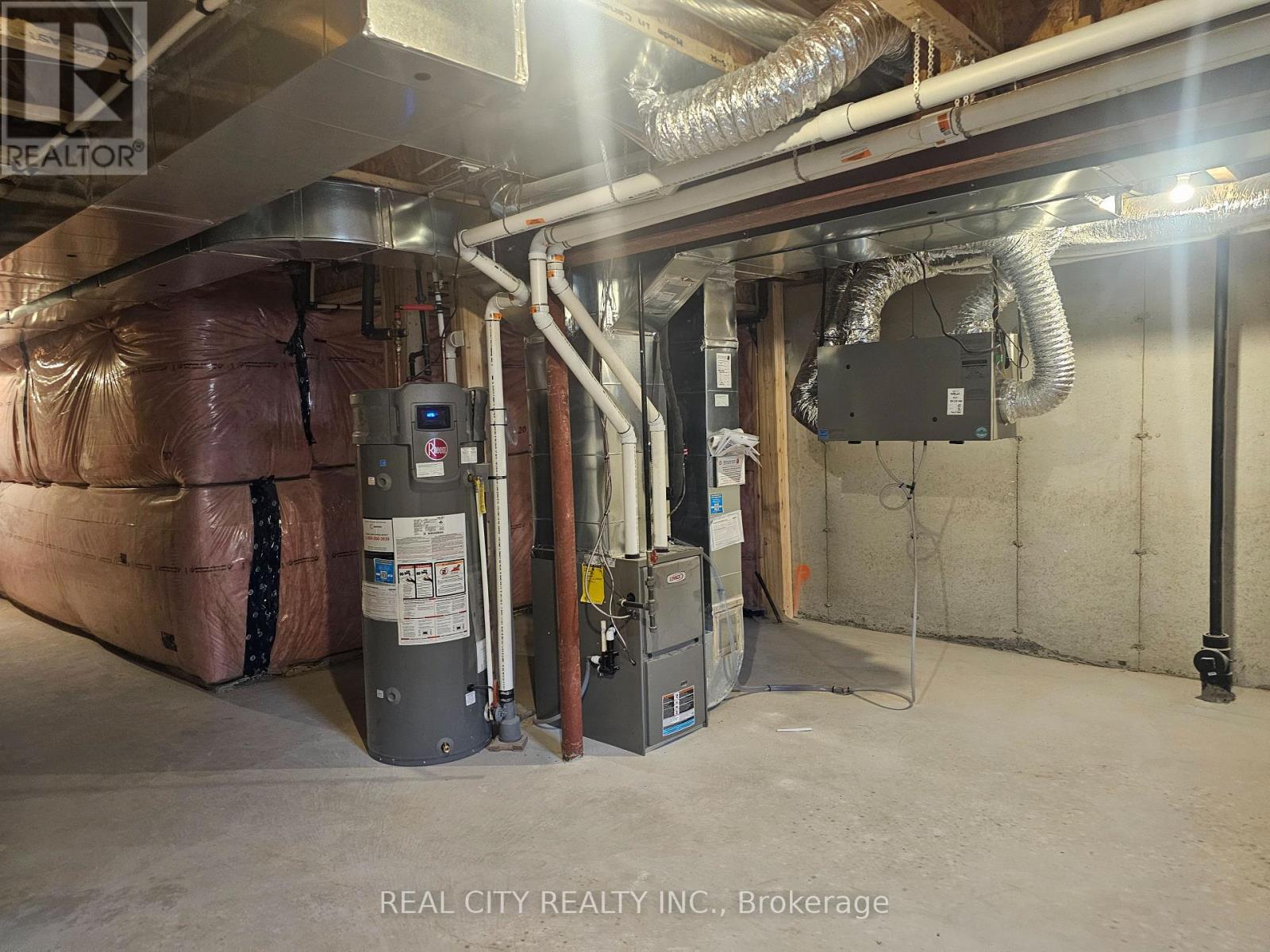 48 Mckernan Avenue Property Photo 34