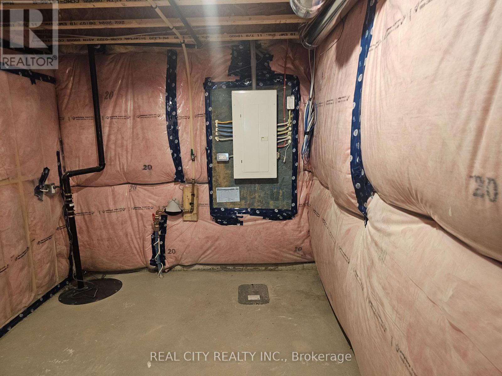 48 Mckernan Avenue Property Photo 37