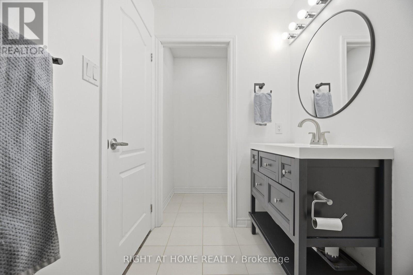165 Berkshire Drive Property Photo 27