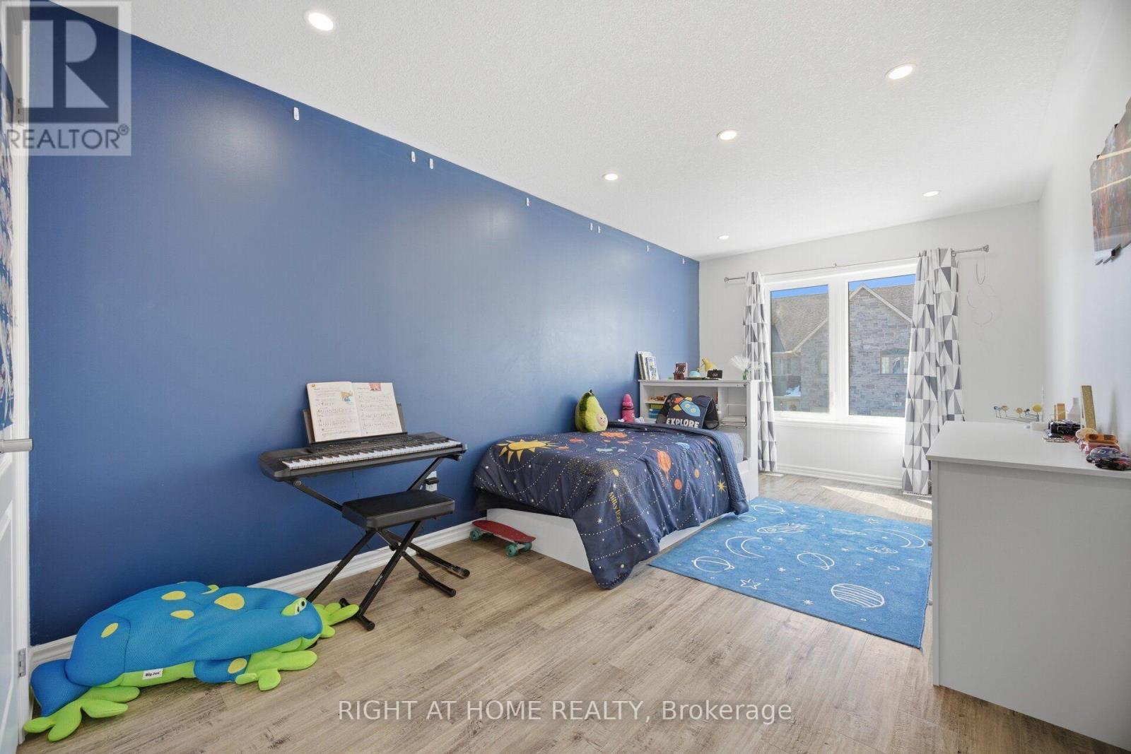 165 Berkshire Drive Property Photo 29