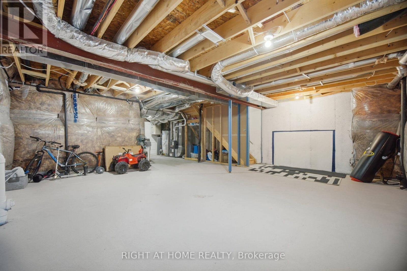 165 Berkshire Drive Property Photo 35