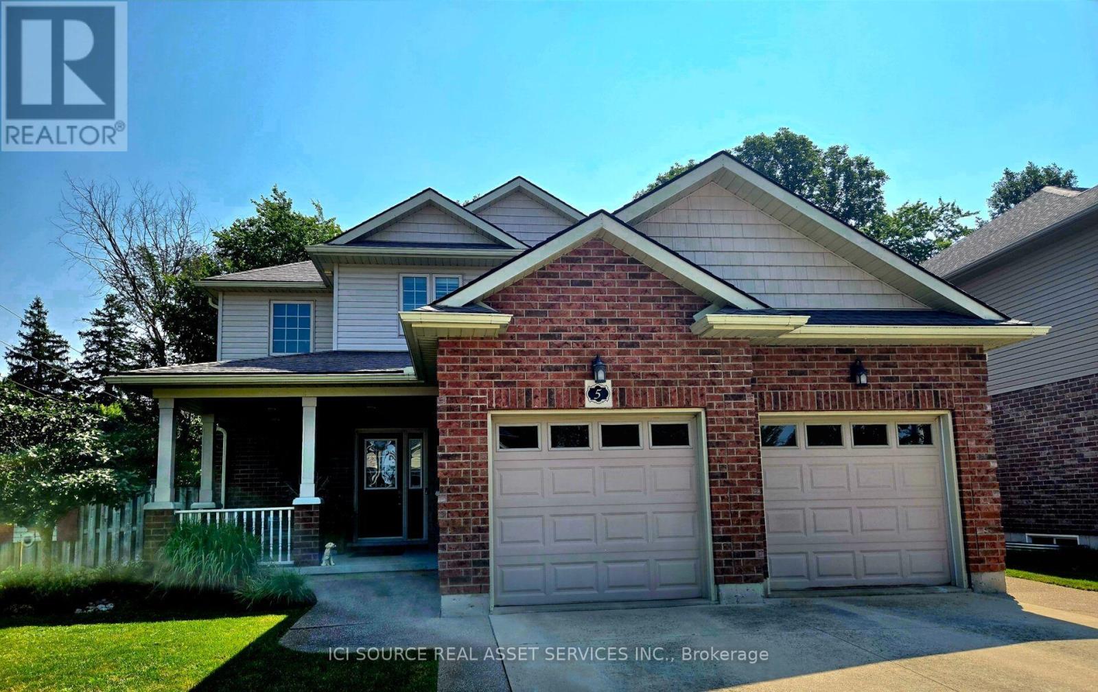 5 Fairfield Drive Property Photo 1