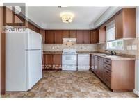 B - 935 Glasgow Street Property Photo 10