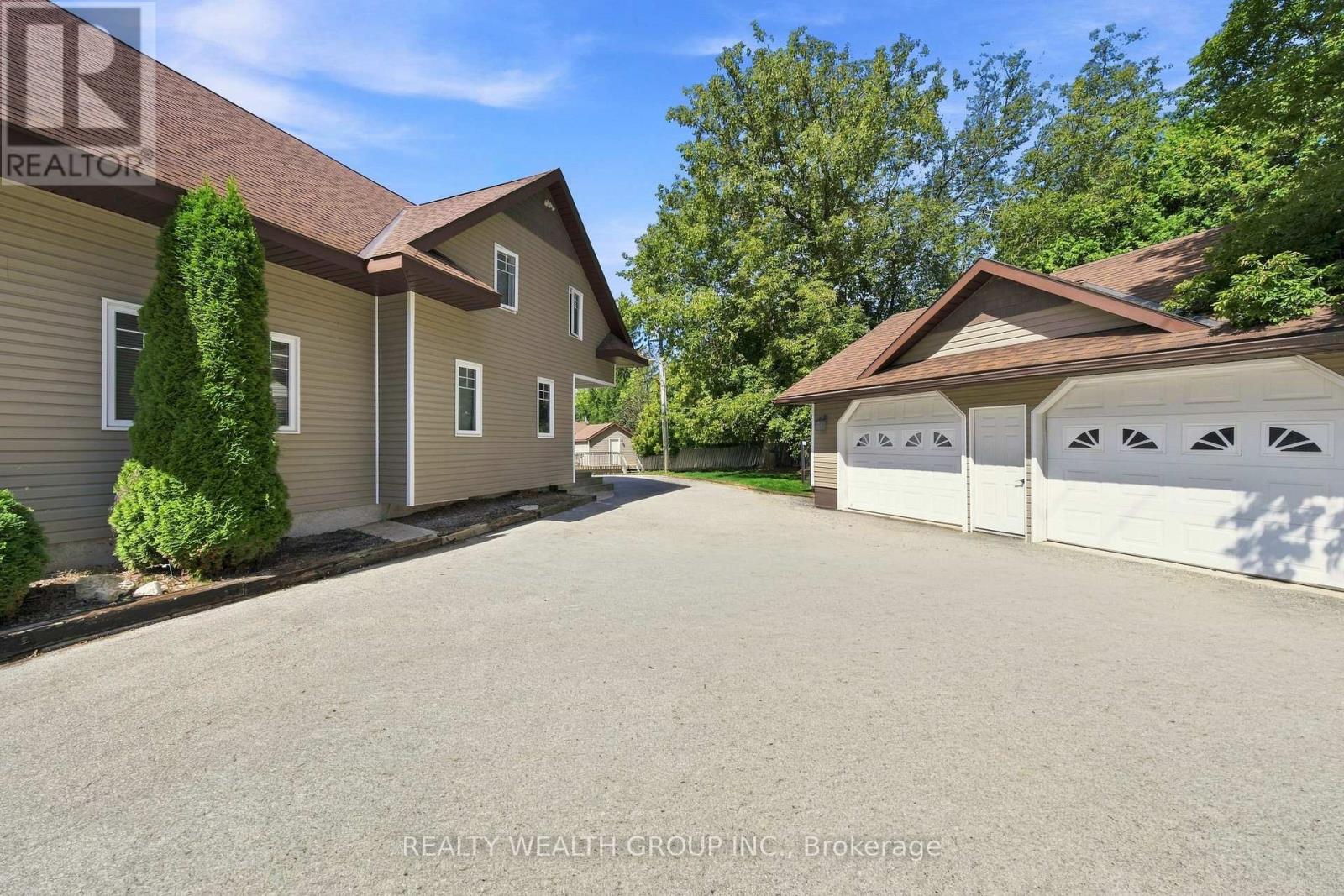71 Sauble Falls Road Property Photo 11