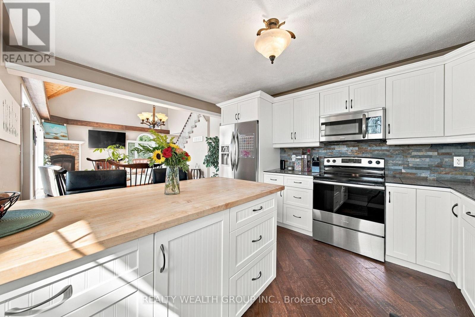 71 Sauble Falls Road Property Photo 16