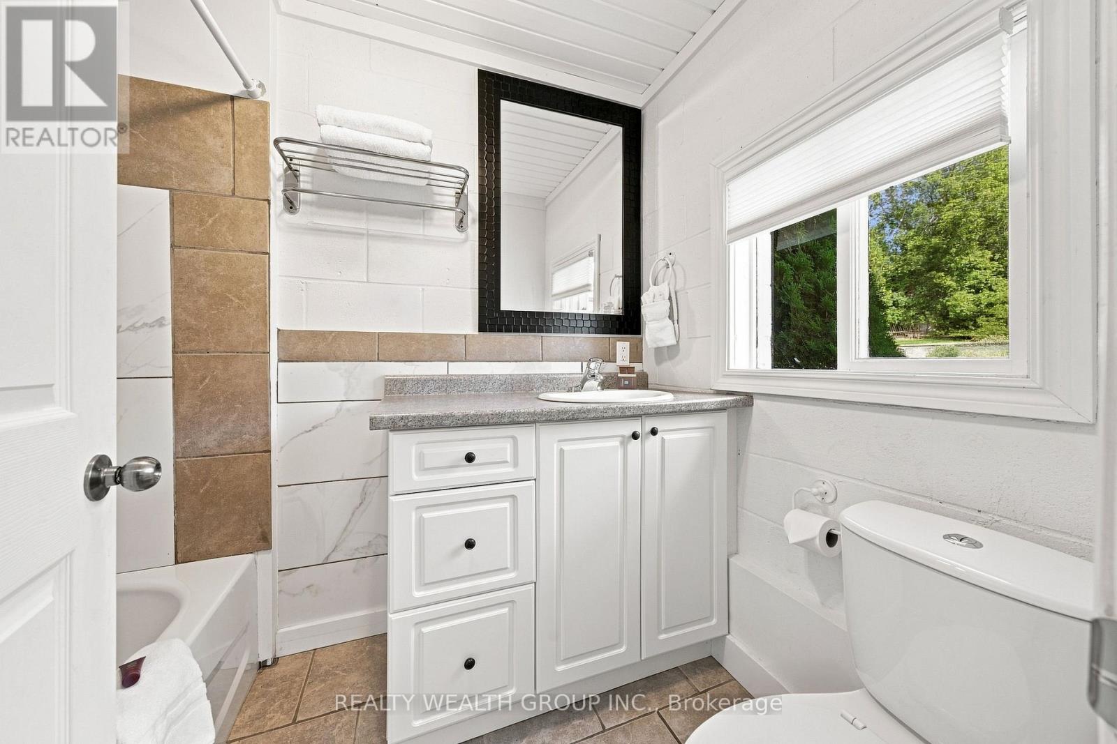 71 Sauble Falls Road Property Photo 37