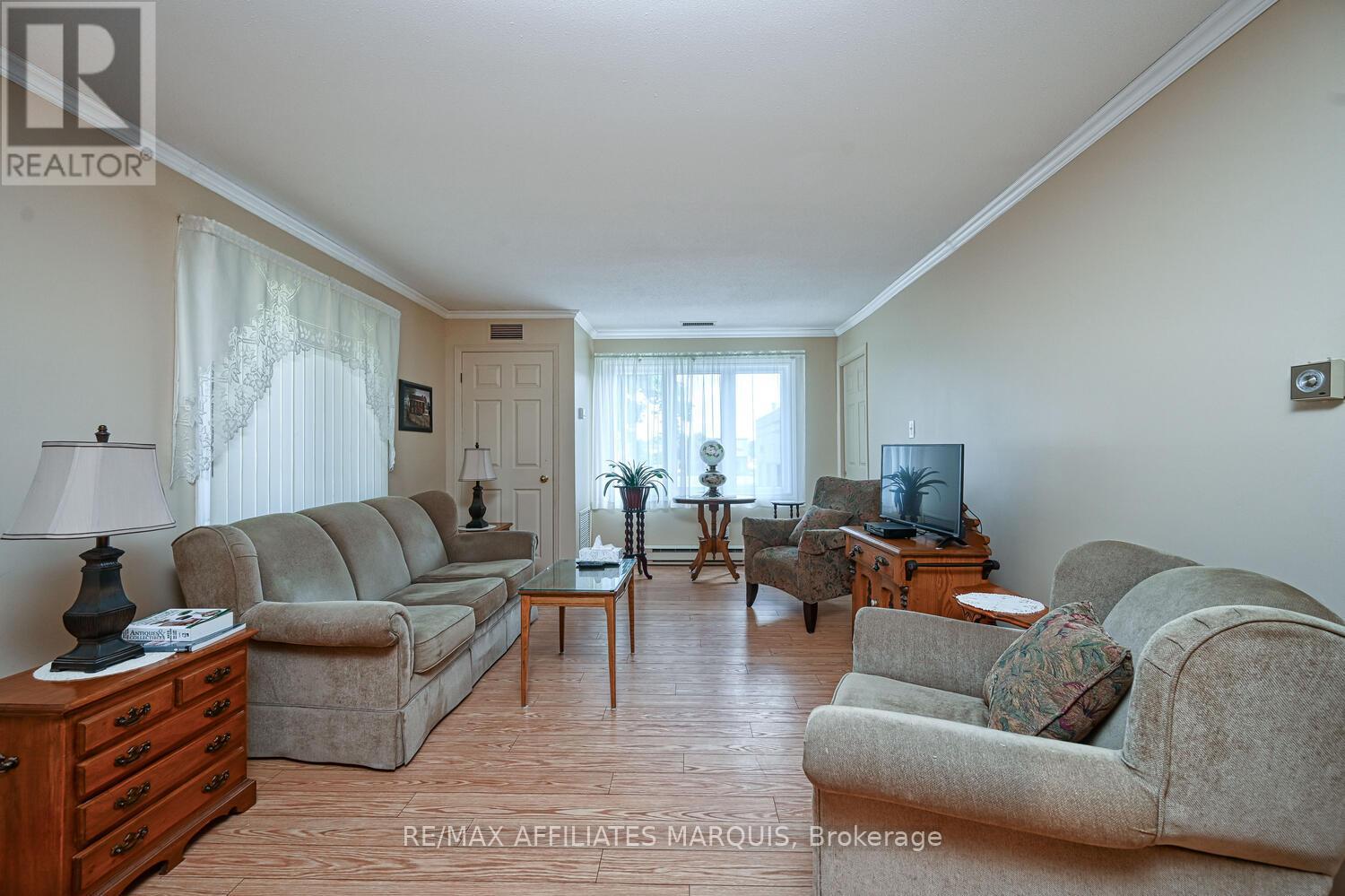 208 - 10 Armstrong Drive Property Photo 12
