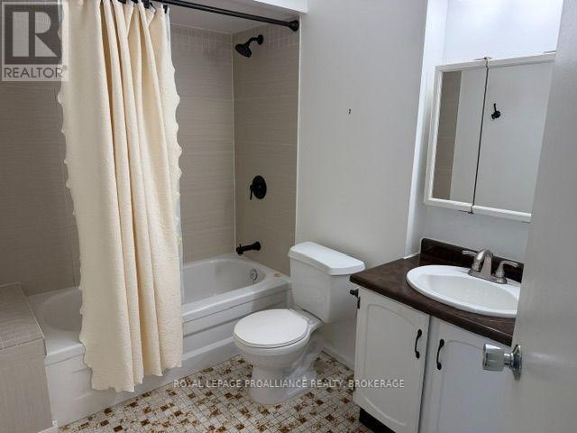 601 - 66 Greenview Drive Property Photo 9