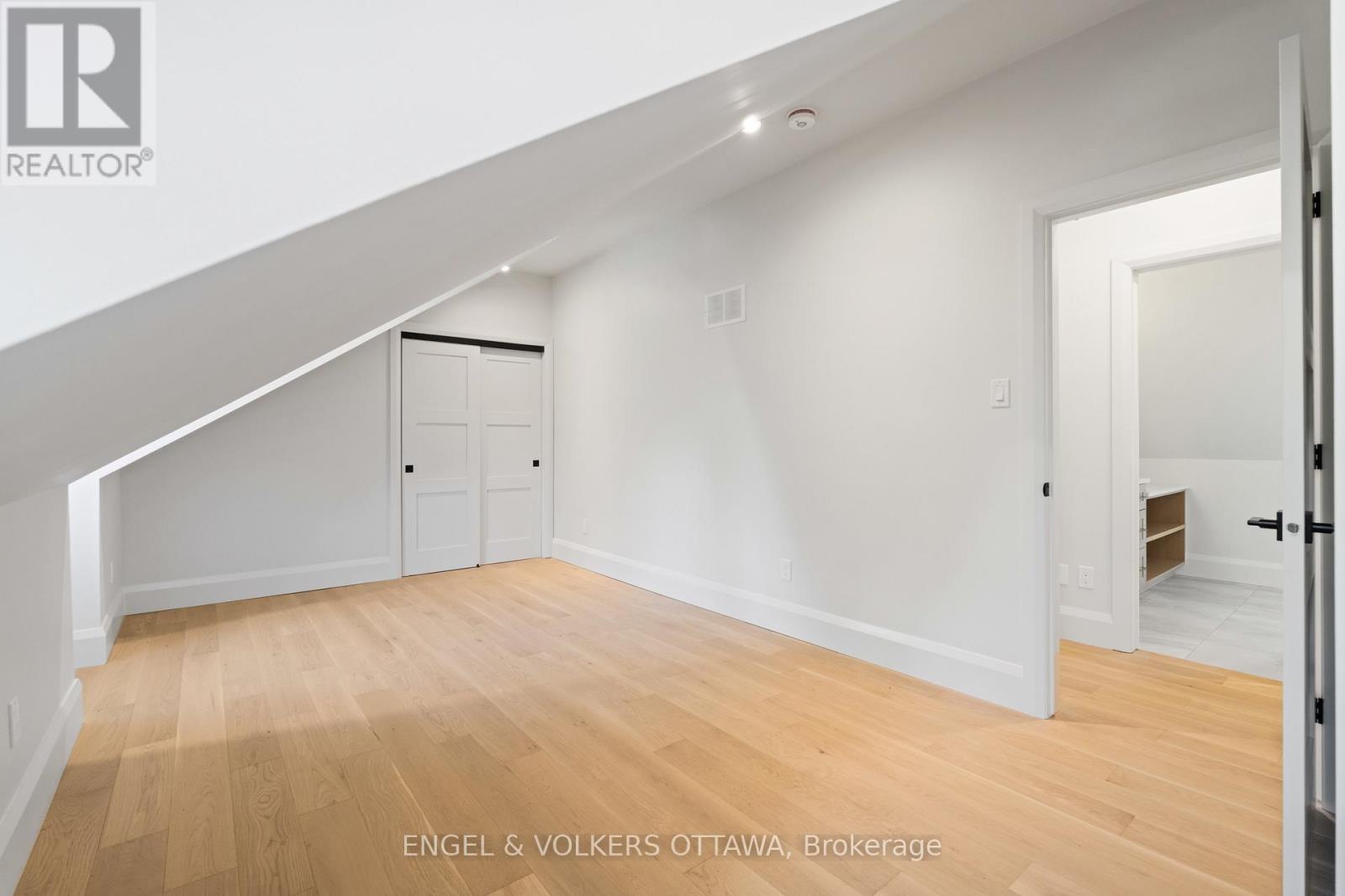 35 Mackay Street Property Photo 35