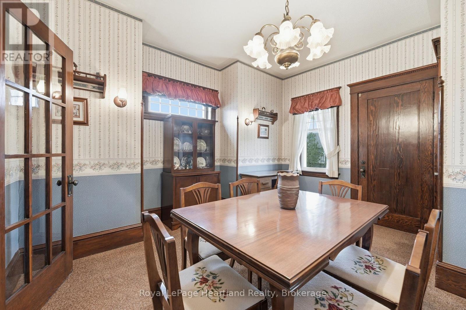 138 St. David Street Property Photo 10