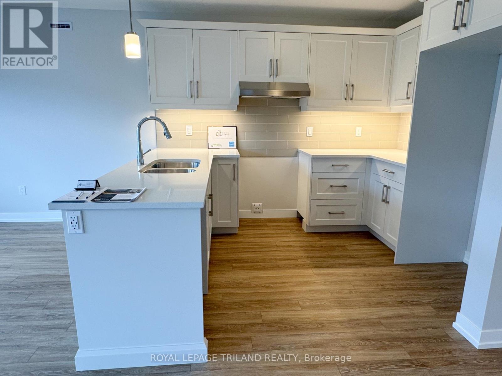 116 Styles Drive Property Photo 8