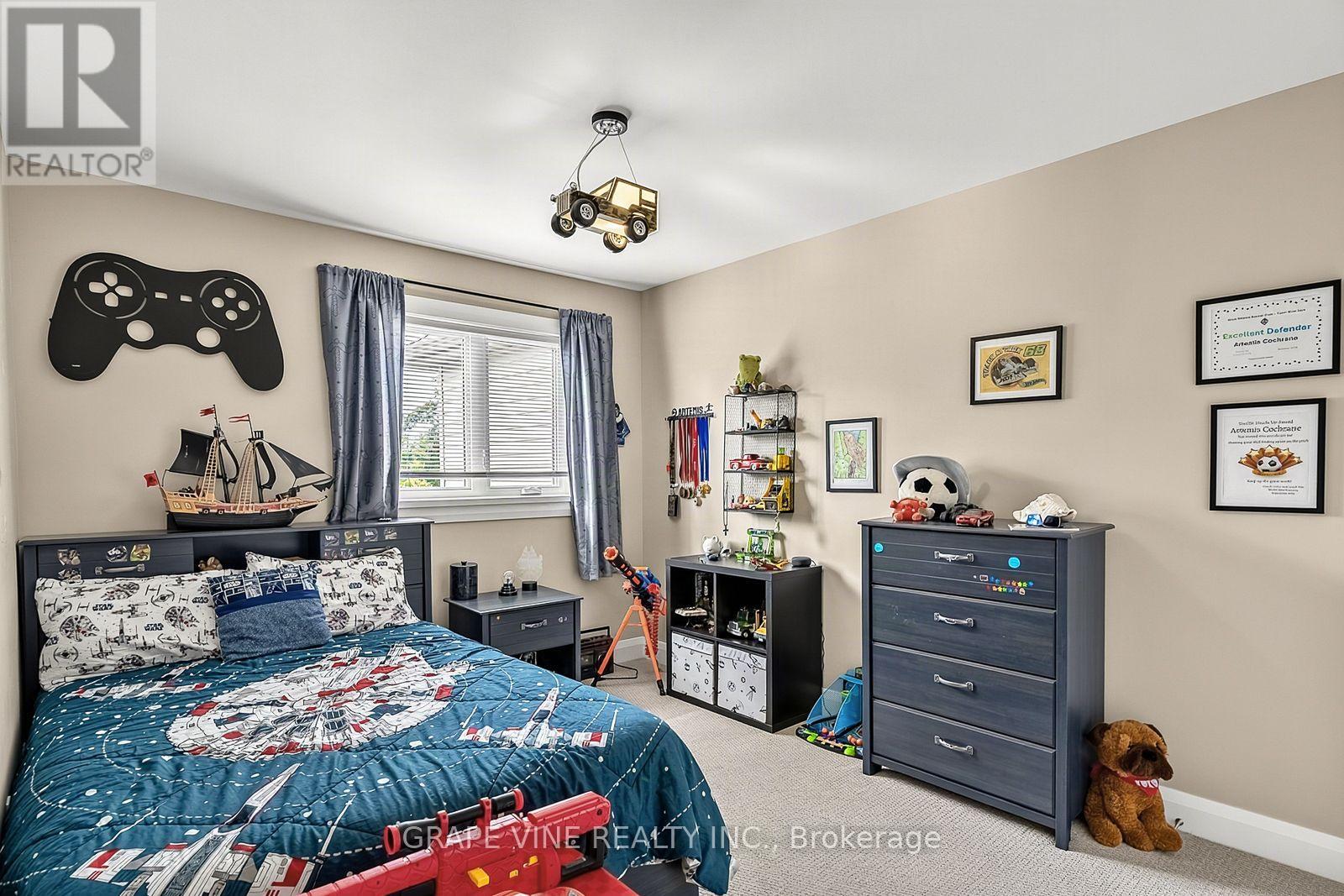 96 Porter Street Property Photo 27