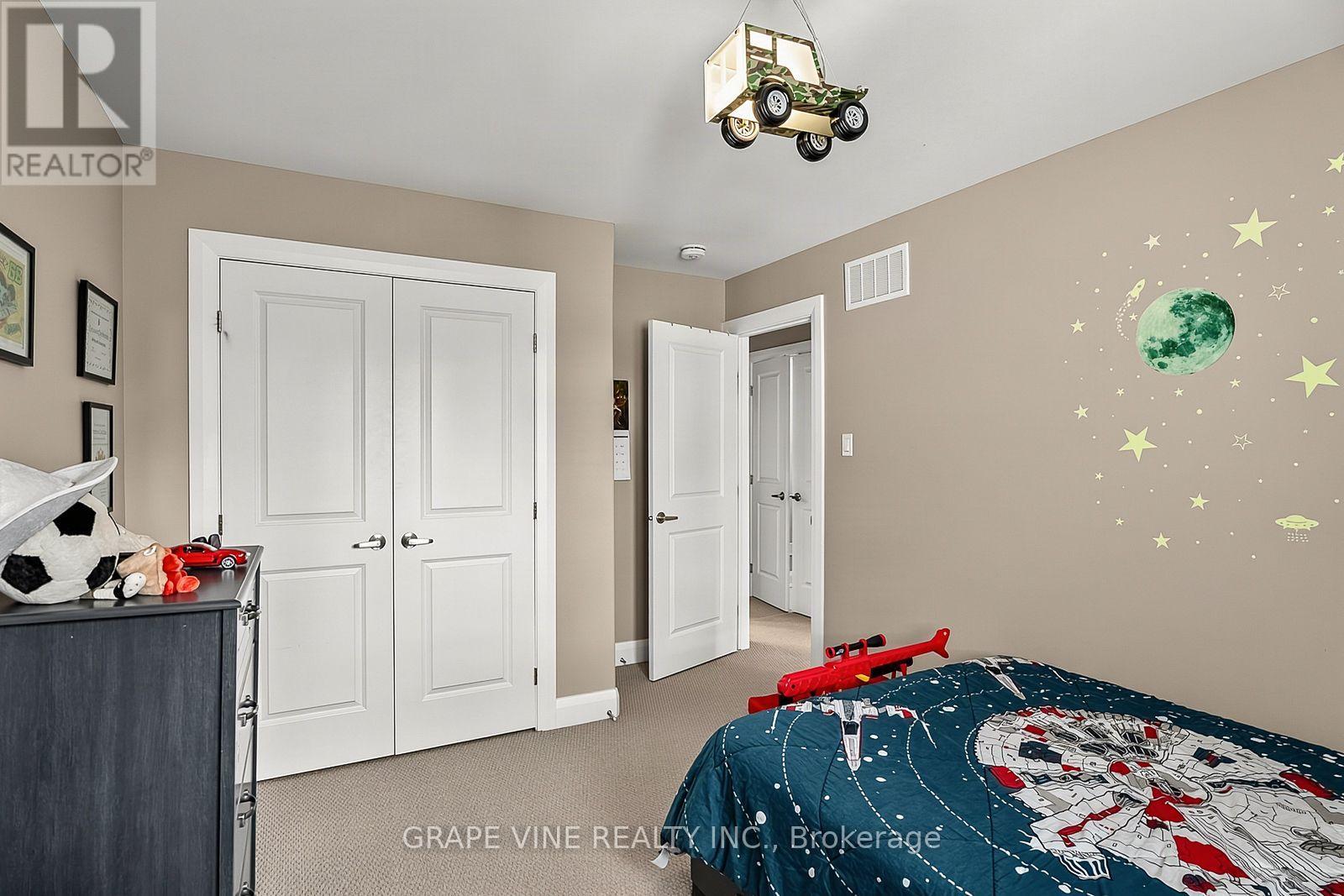 96 Porter Street Property Photo 28