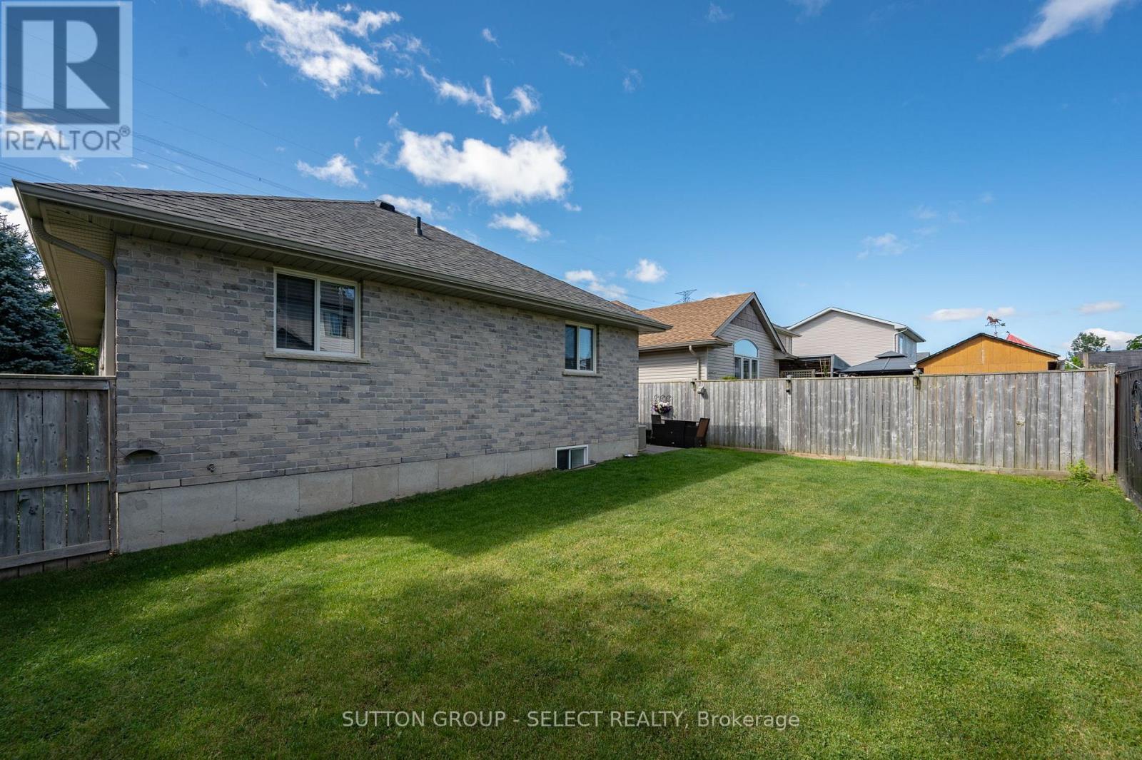 51 Greenway Boulevard Property Photo 25