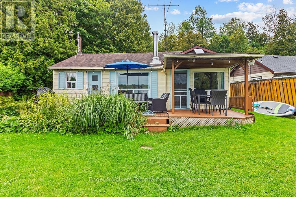 109 Lakeview Road Property Photo 9
