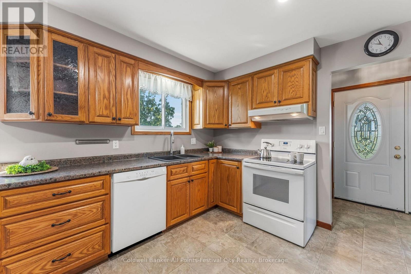 79324 Bluewater Highway Property Photo 11