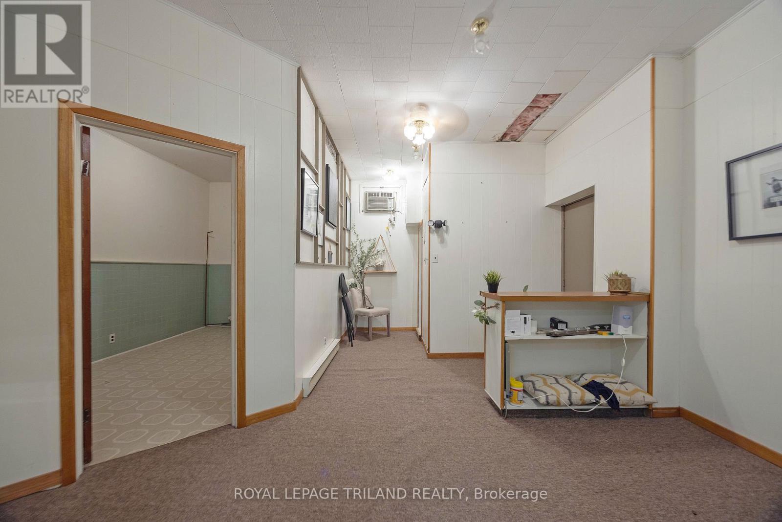 575 Talbot Street Property Photo 24