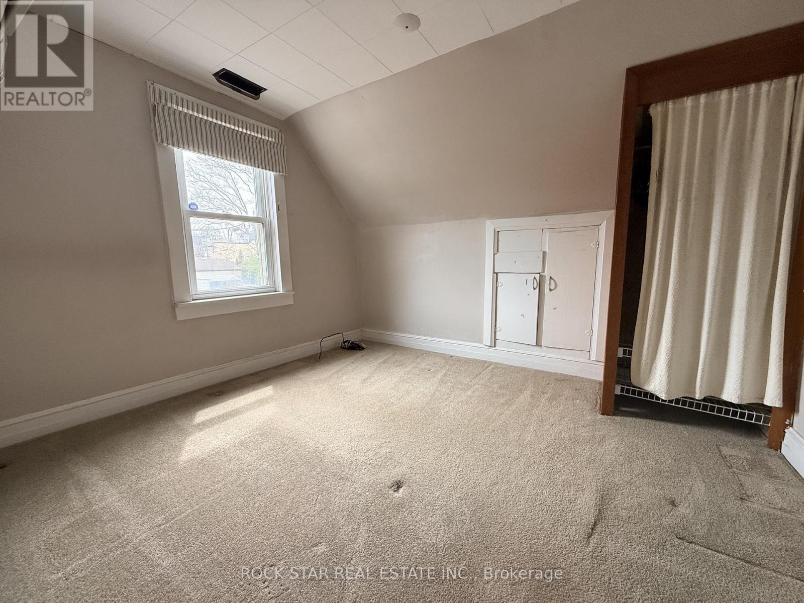 358 Barton Street E Property Photo 25