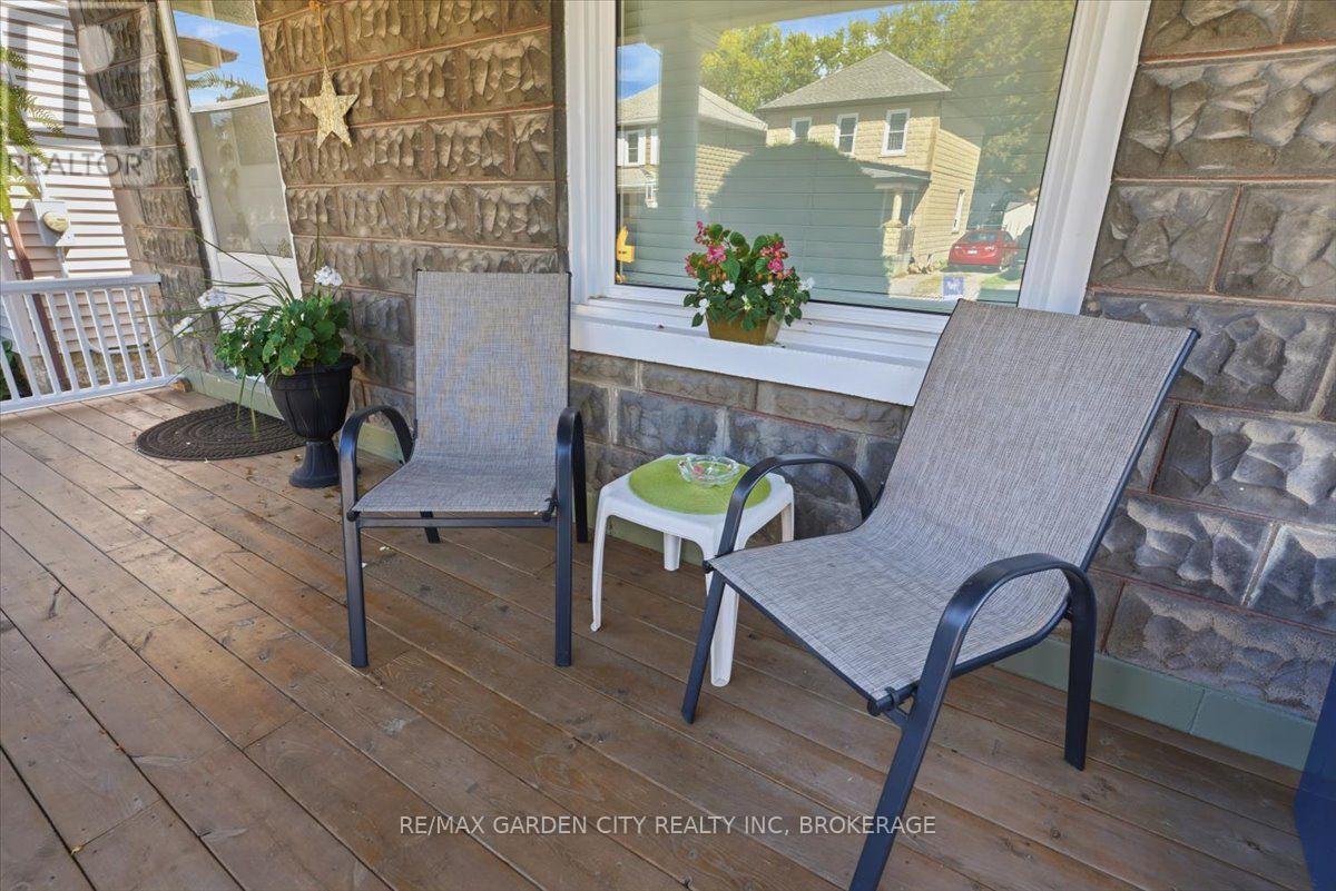 70 Lowell Avenue Property Photo 5