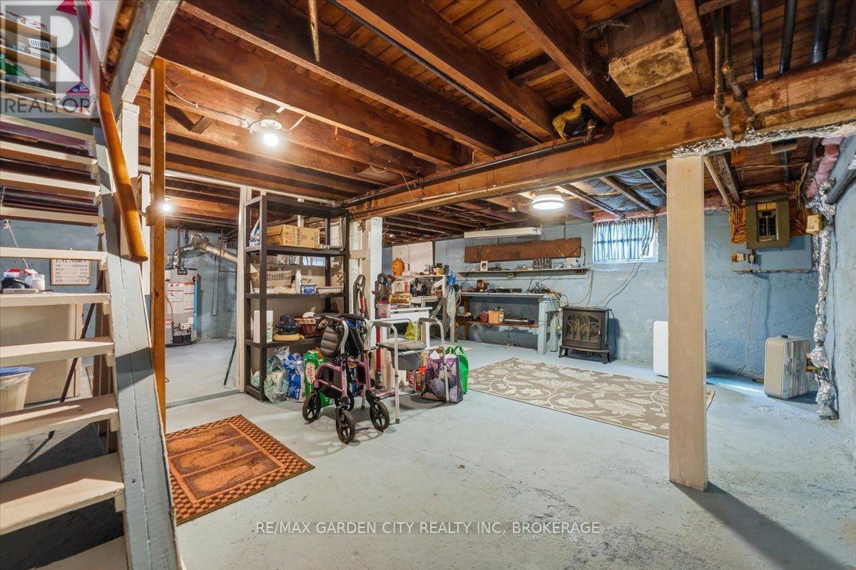 70 Lowell Avenue Property Photo 21