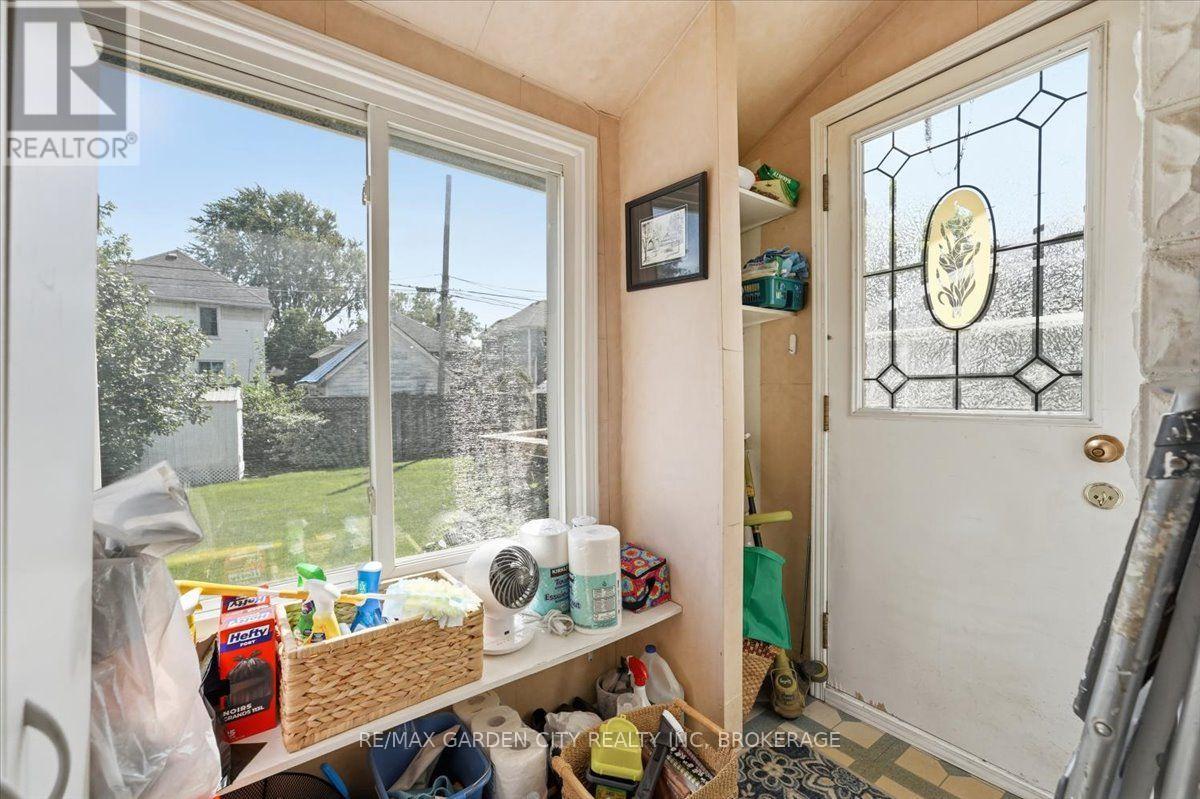 70 Lowell Avenue Property Photo 23