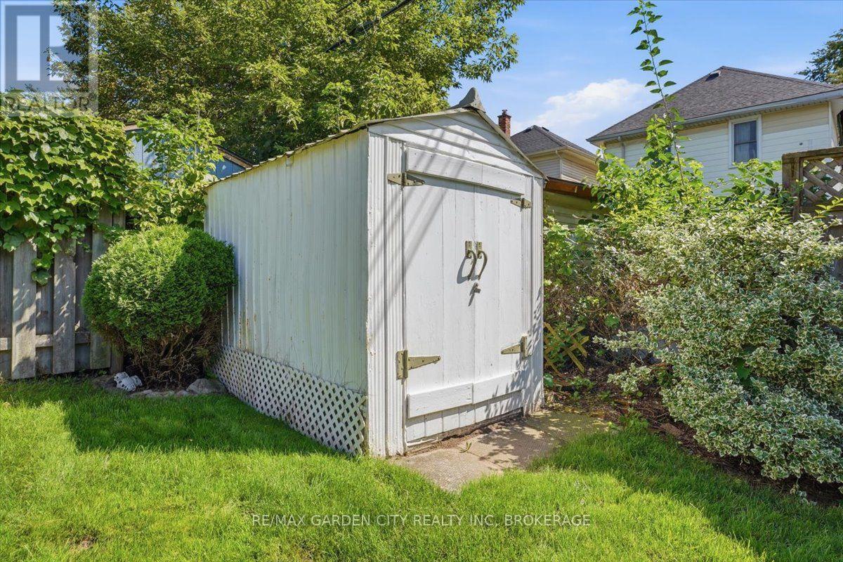 70 Lowell Avenue Property Photo 30