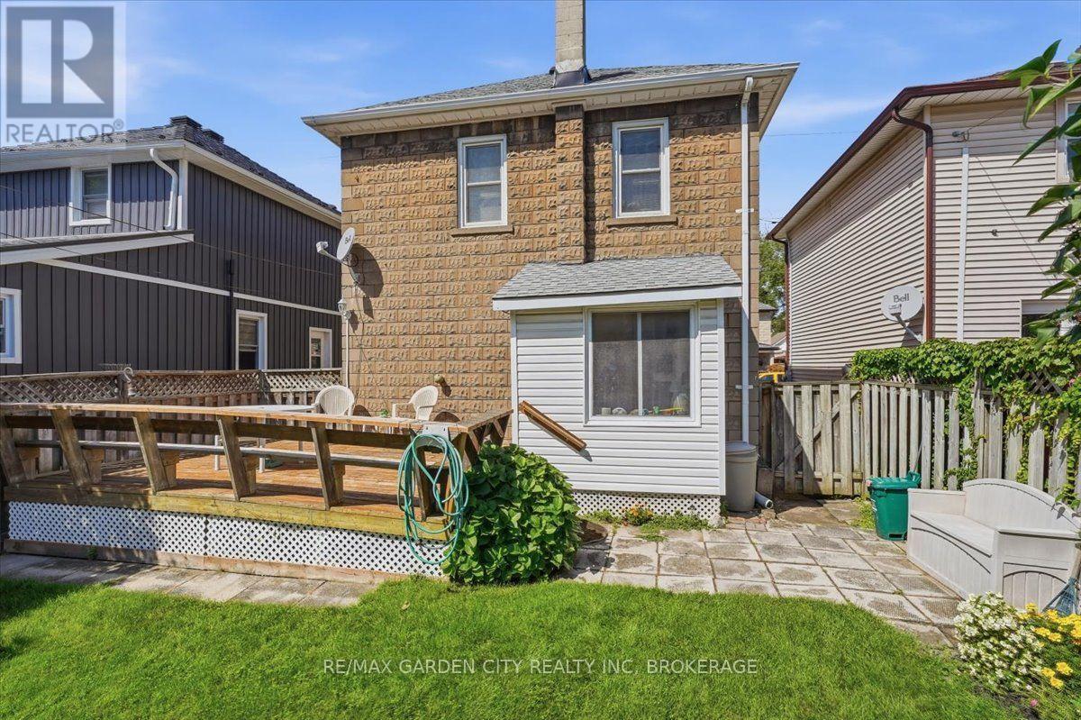 70 Lowell Avenue Property Photo 32