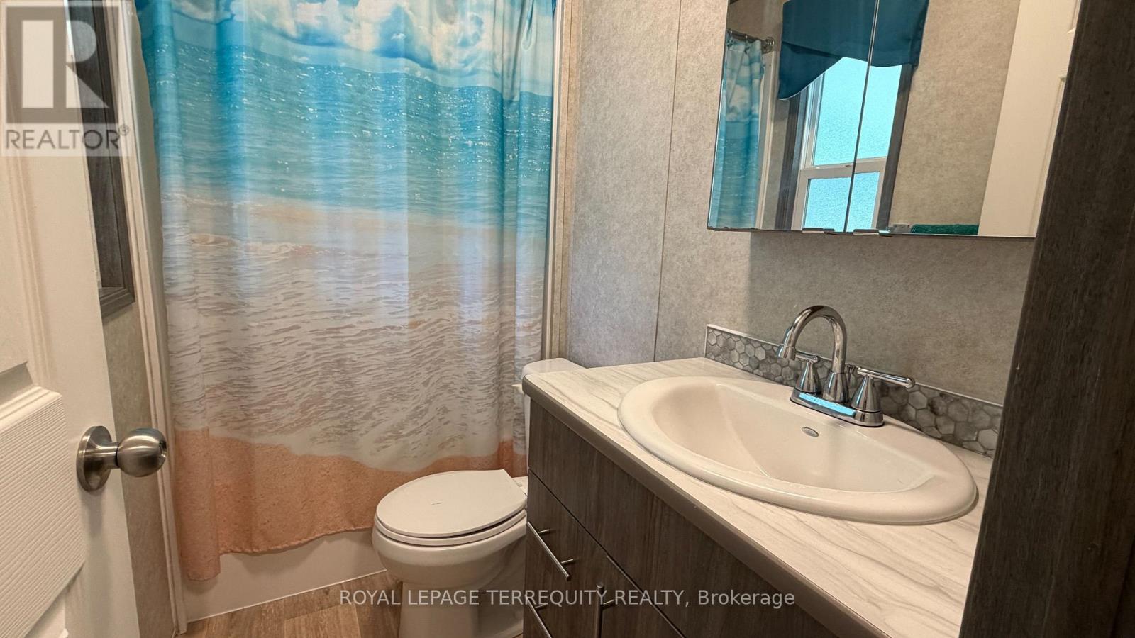 319 Rockview Property Photo 18