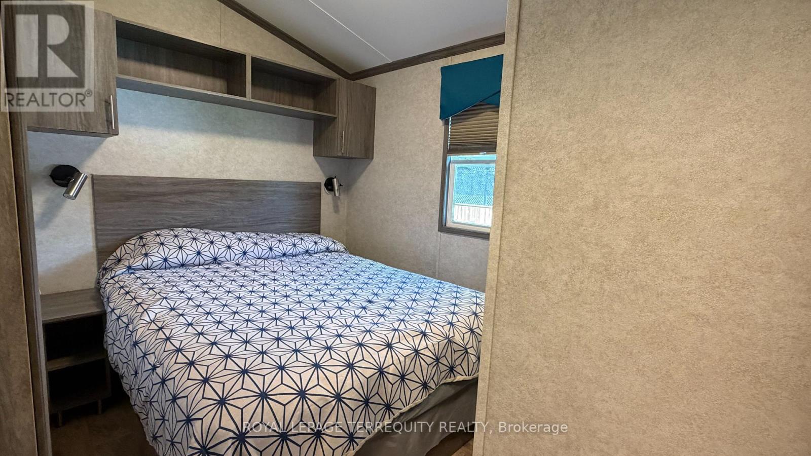 319 Rockview Property Photo 19