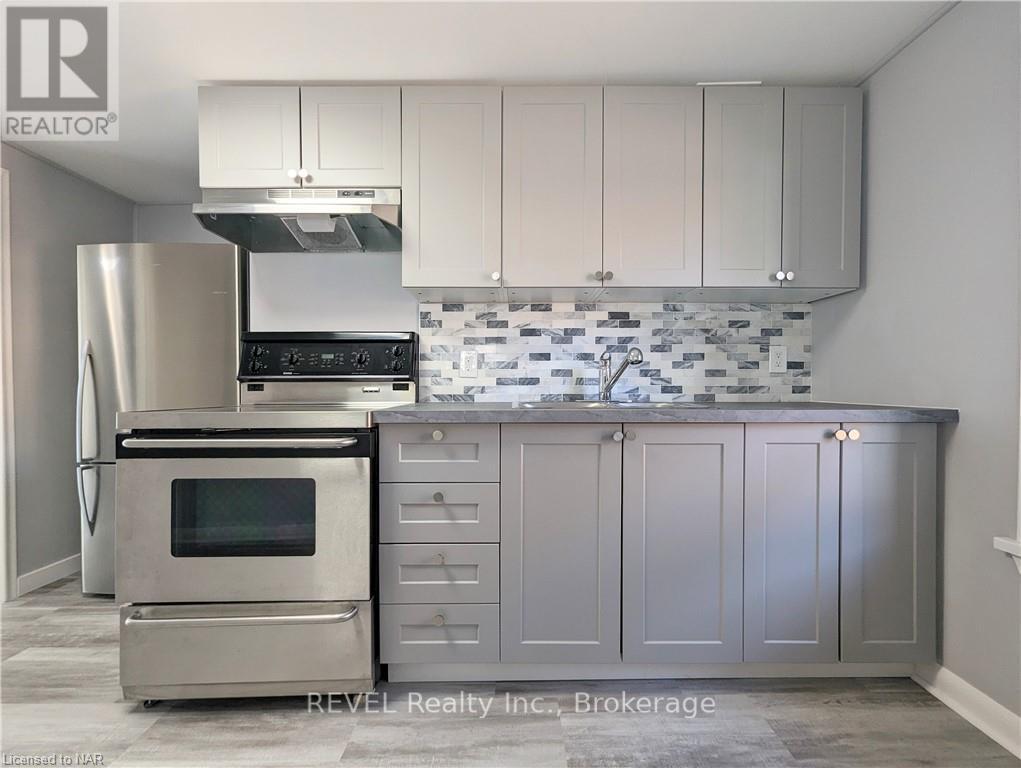 4591 Homewood Avenue Property Photo 4