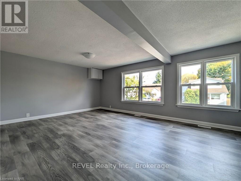 4591 Homewood Avenue Property Photo 5