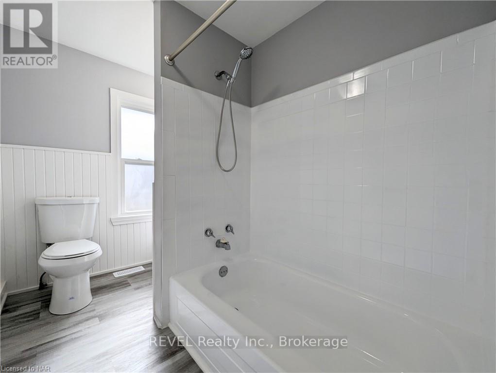 4591 Homewood Avenue Property Photo 6