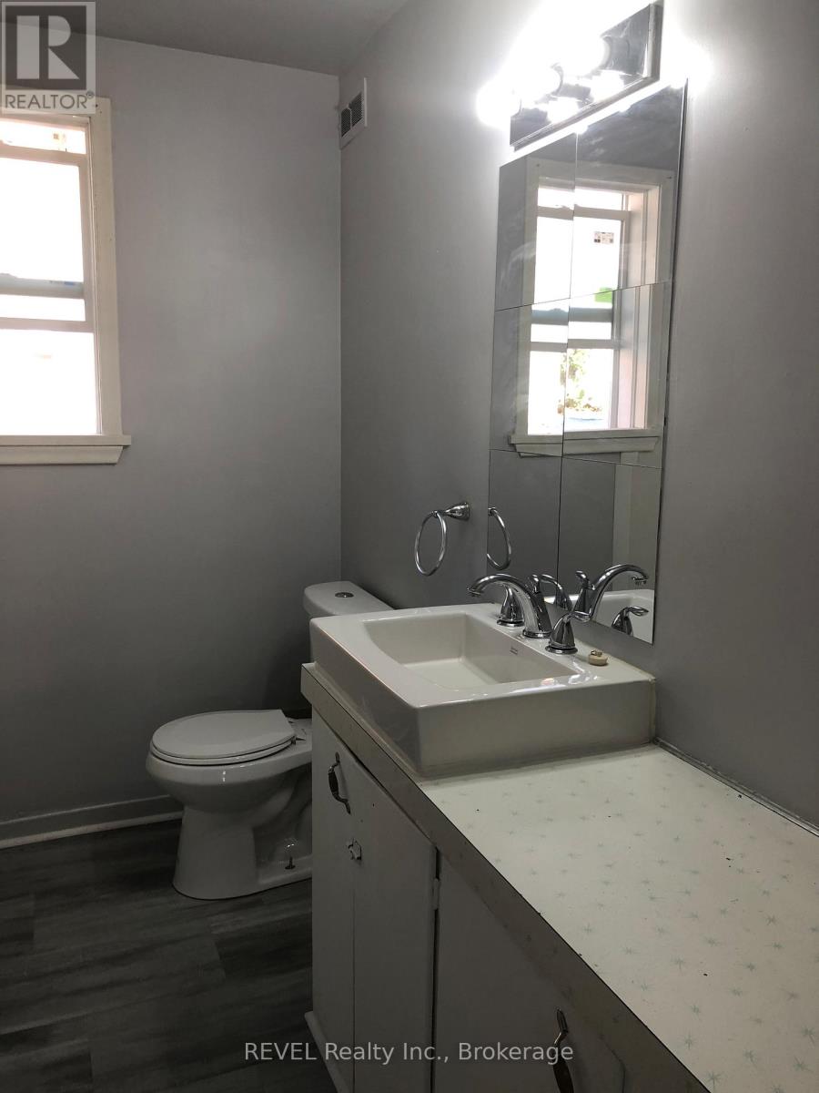 4591 Homewood Avenue Property Photo 10