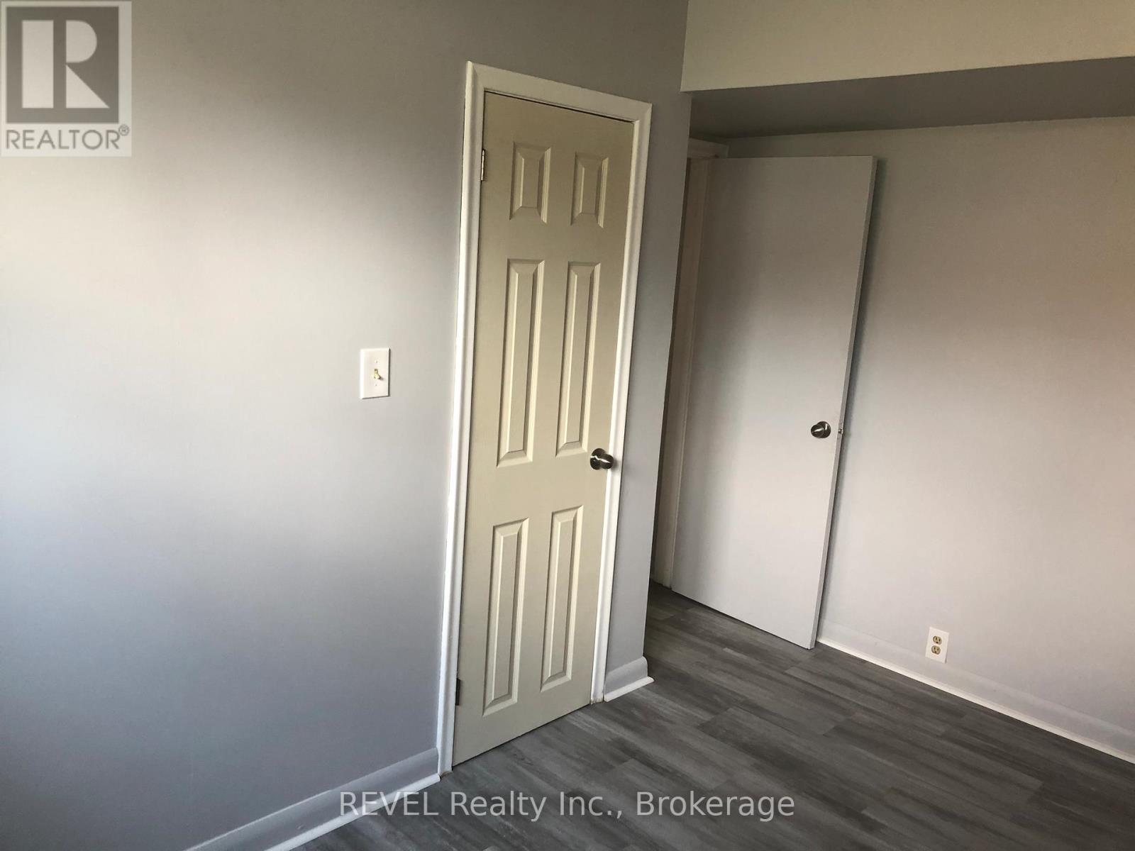 4591 Homewood Avenue Property Photo 16