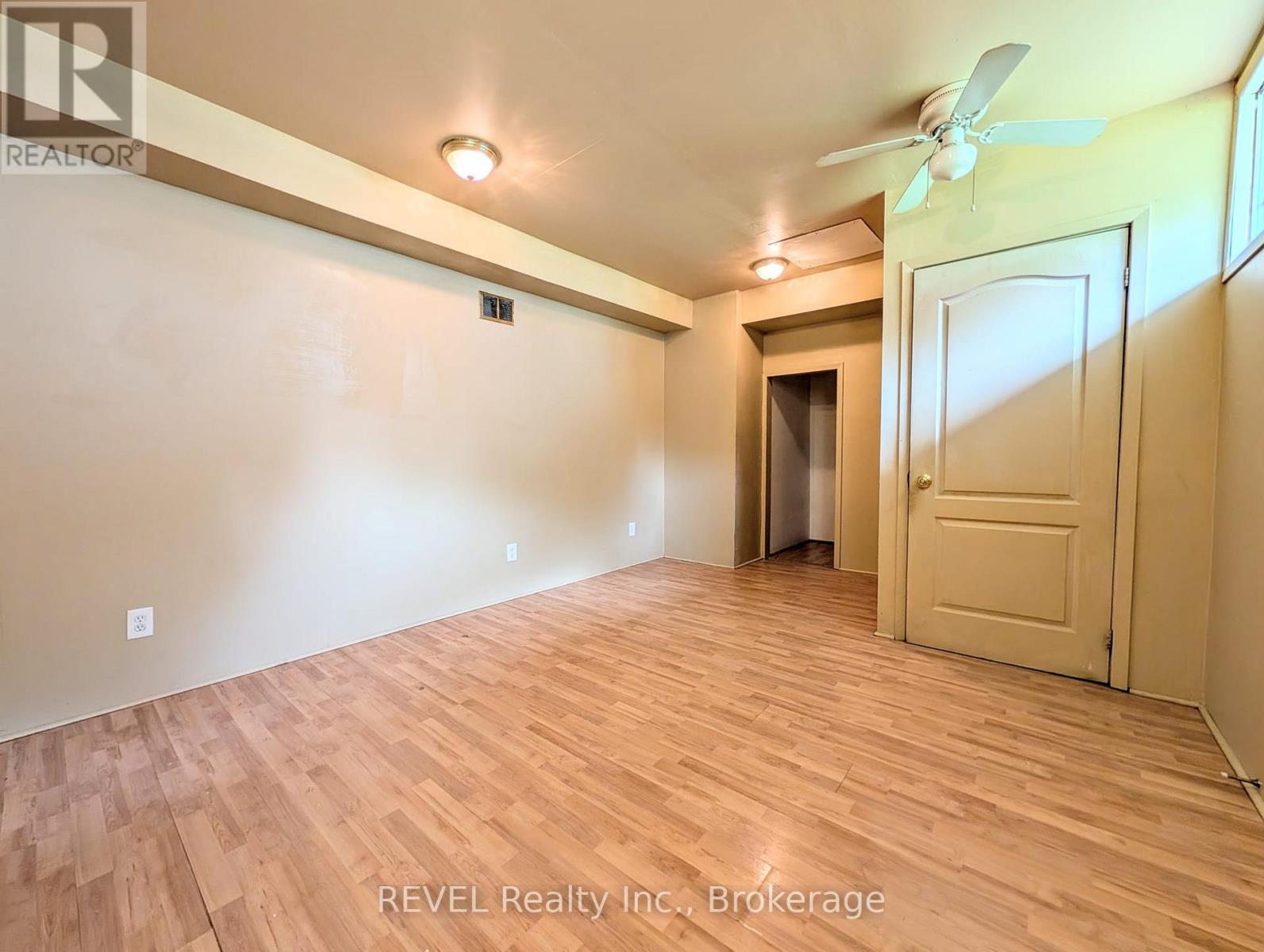 4591 Homewood Avenue Property Photo 18