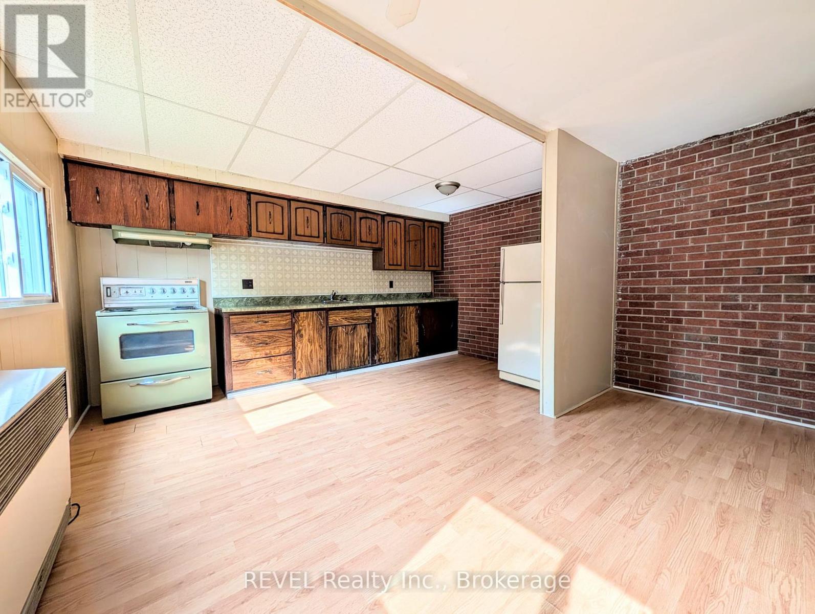 4591 Homewood Avenue Property Photo 20