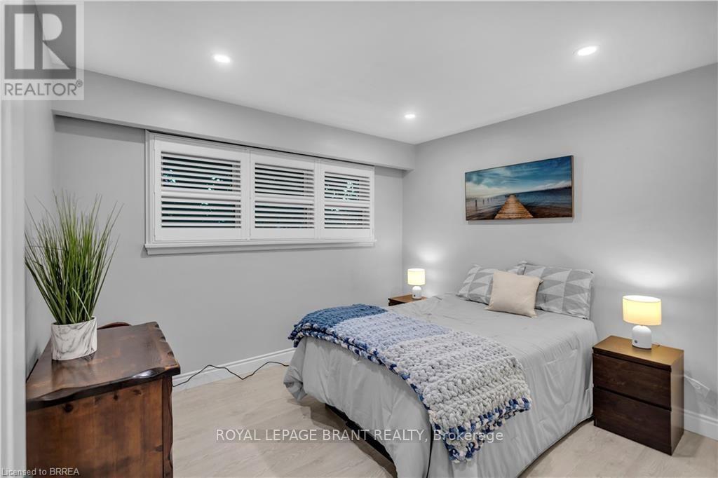 18 Kingsmount Crescent Property Photo 18