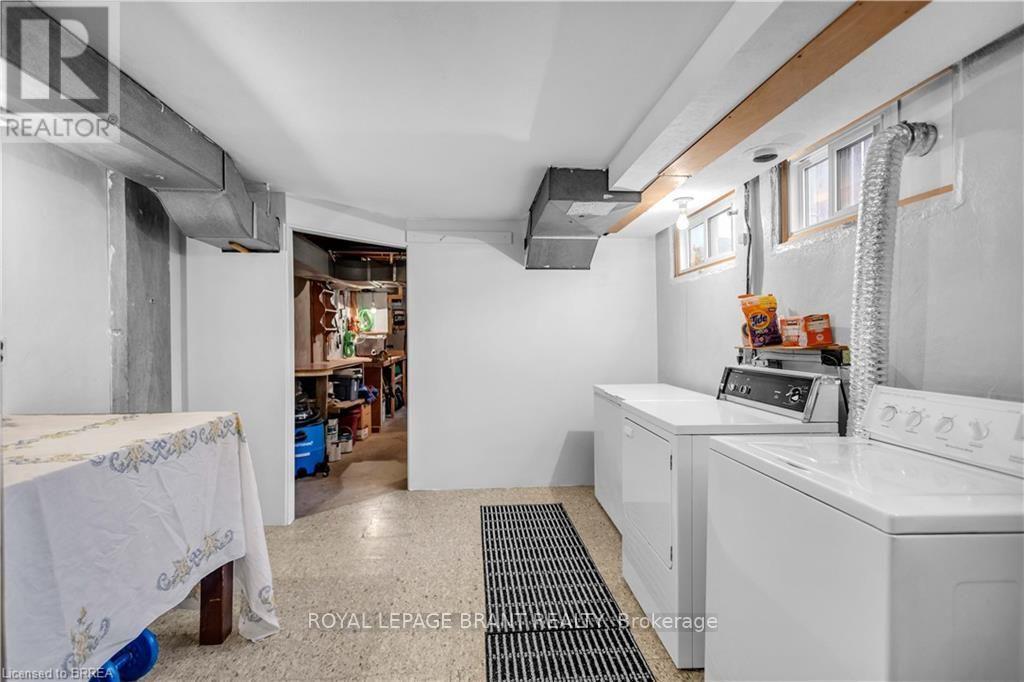18 Kingsmount Crescent Property Photo 30