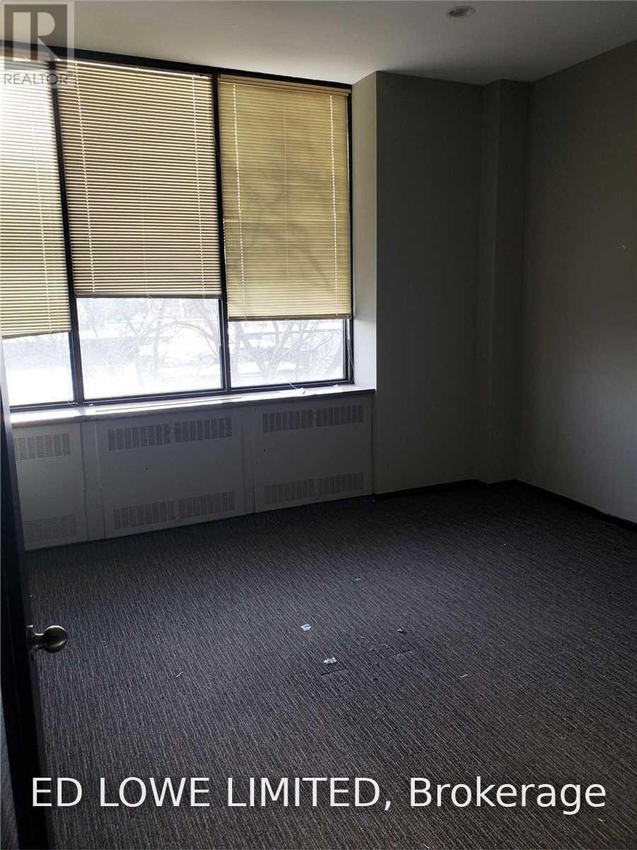 337 - 101 Worthington Street E Property Photo 11