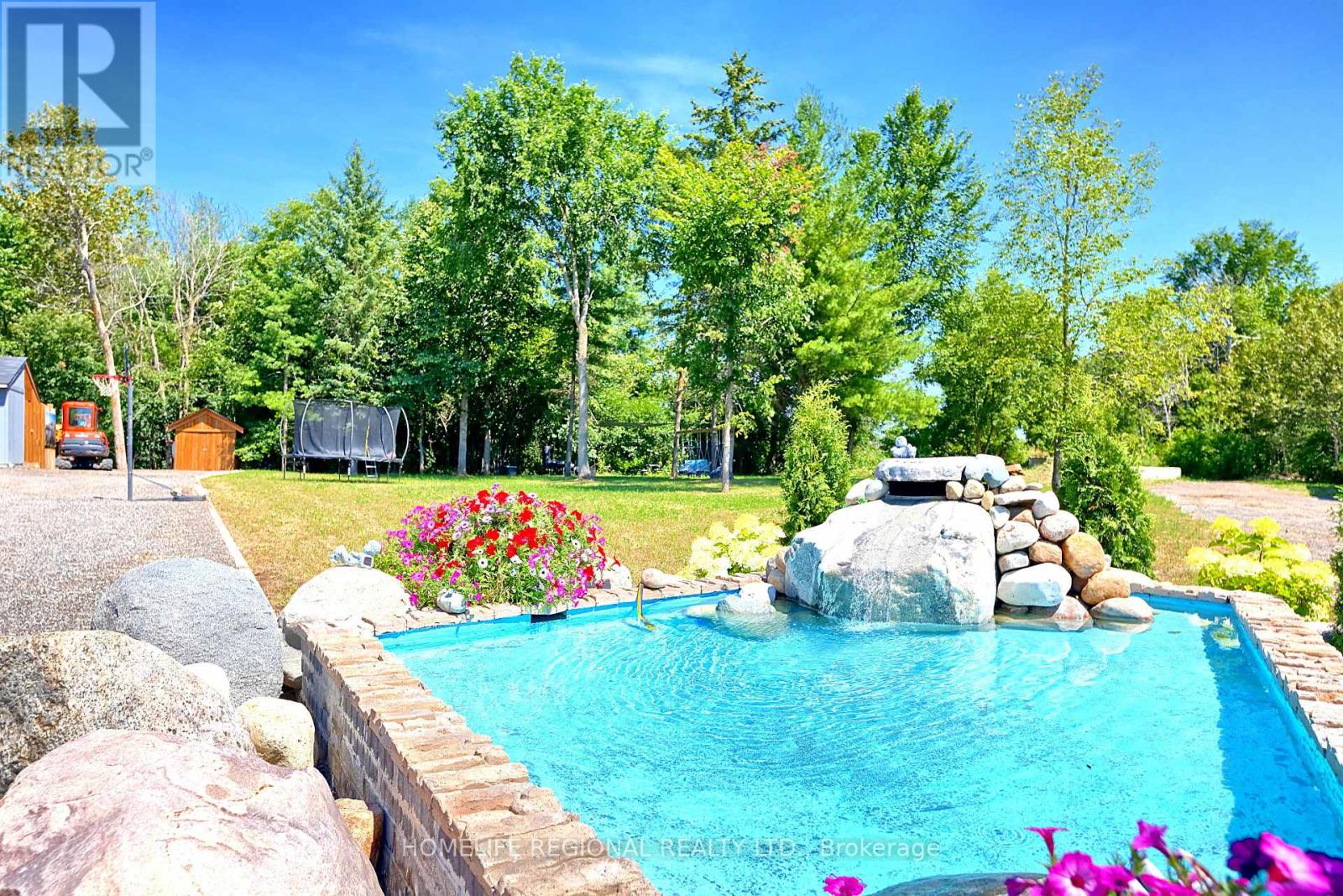 5329 First Line Property Photo 43